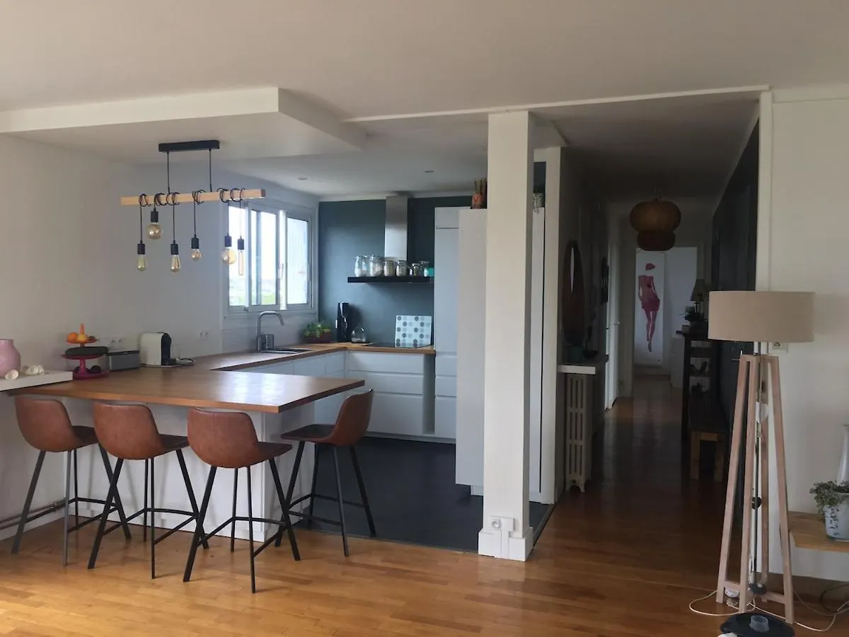 Port A Pieds Appartement Lumineux Et Spacieux Avec Parking فان فرنسا